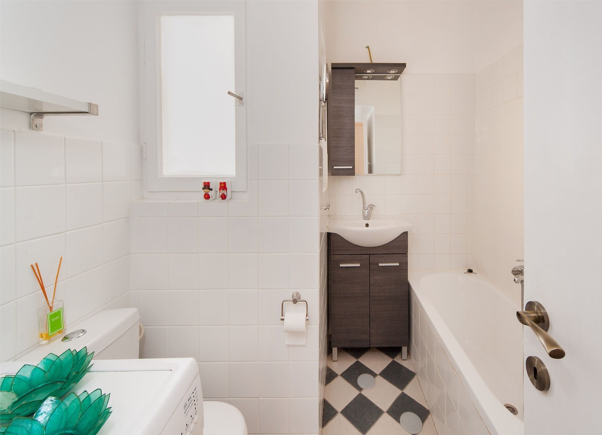 Charming 2Bd Apt W/ Balcony By Sea N' Rent Tel Aviv Exterior foto